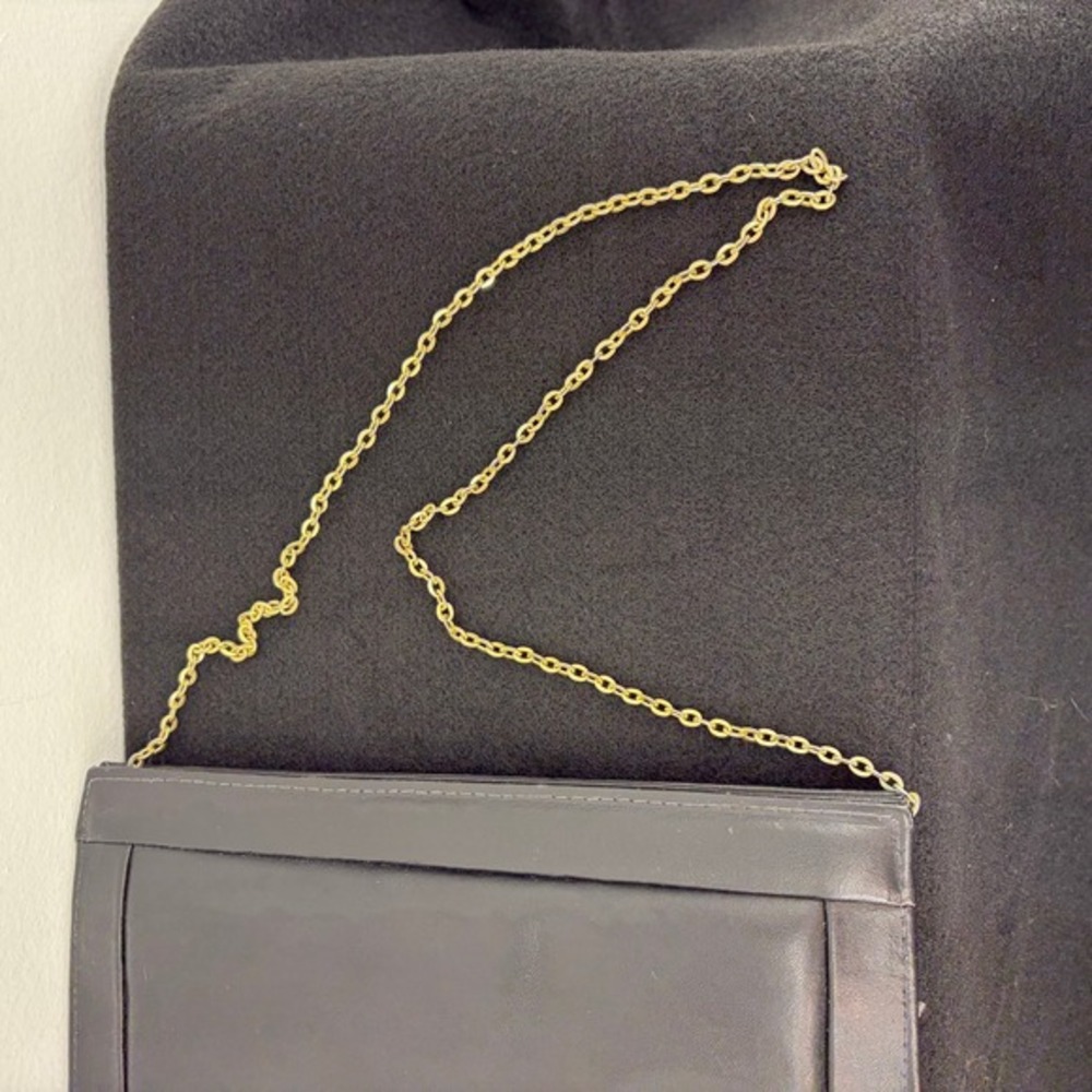 Black Leather Clutch Vintage Cuero Vaca Chain Purse Gold Logo Handbag Argentina - Picture 7 of 15